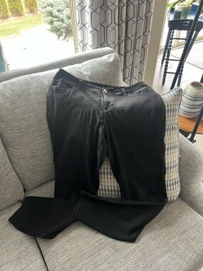 INC Skinny Leg Black women’s Jeans